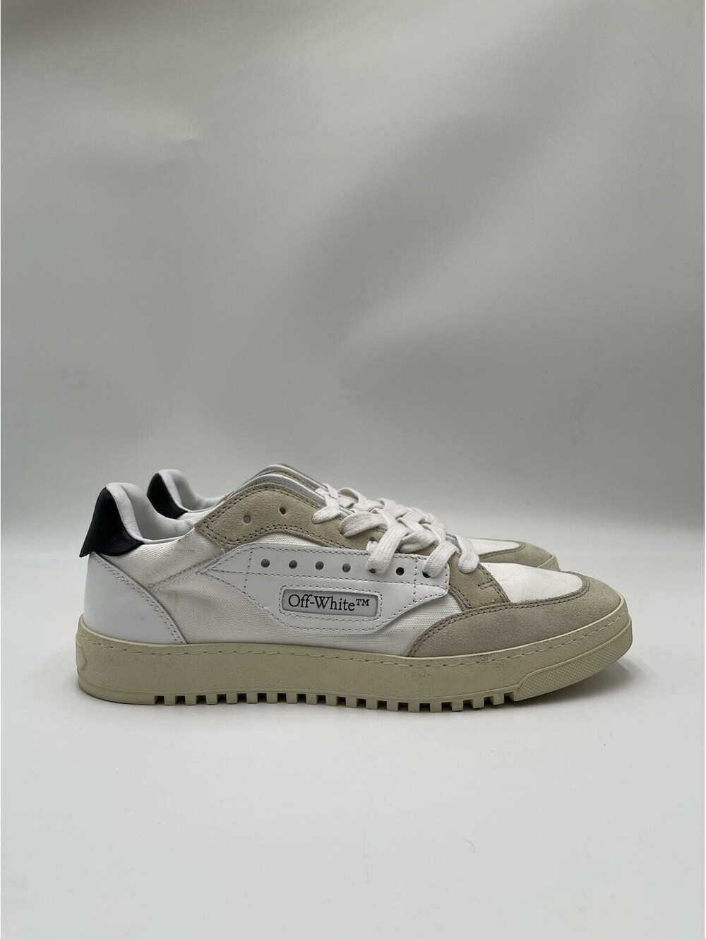 Men’s Off-White 5.0 low-top Lace Up sneakers white leather Beige Suede Size 40